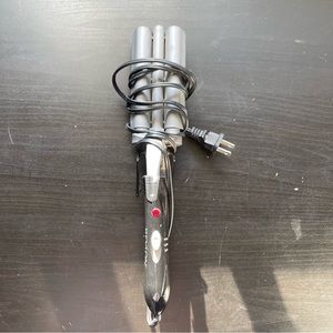 Revlon .75 inch three barrel hair waver / crimper